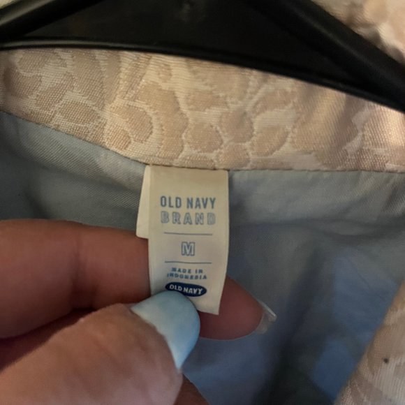 cream color two piece suit - Picture 4 of 5